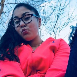 Meet your Posher, Ariel